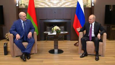 Путин назвал "всплеском эмоций" события вокруг Белоруссии