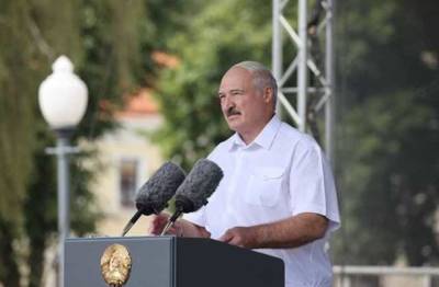 Лукашенко: у россиянки Сапеги есть вид на жительство в Белоруссии