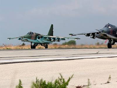 Российская авиация наносит удары по сирийским исламистам