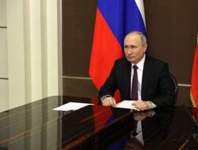 Путин обсудил с Совбезом стратегию нацбезопасности России