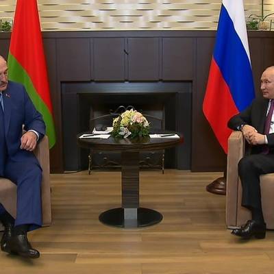 Владимир Путин и Александр Лукашенко проводят переговоры в Сочи