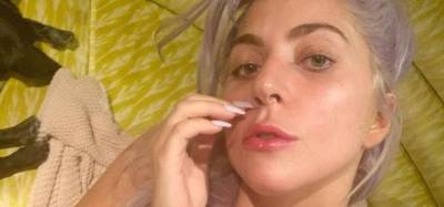 35-летняя Леди Гага отважилась на откровенные фото в бикини