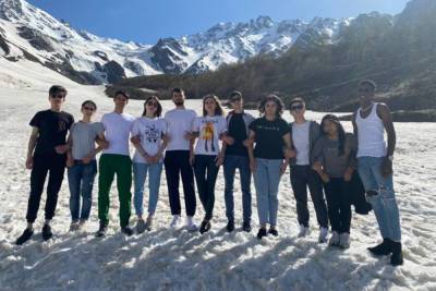Госуниверситет Северной Осетии организовал для студентов уникальный тур в горы – Учительская газета