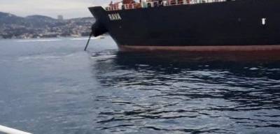 Авария на танкере привела к остановке движения пролива Босфор