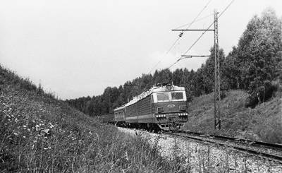 Tekniikka&Talous (Финляндия): гигантский 12-осный электровоз «Владимир Ленин», тип 85, был советской гордостью — в руках финских инженеров он стал еще мощнее