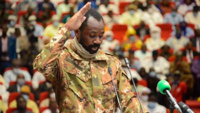Полковник Гаита объявлен временным президентом Мали