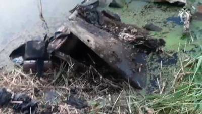 В Тюмени из пруда достали автомобиль с человеческими останками