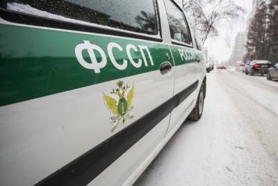 В Томской области оштрафовали кафе за долги директора