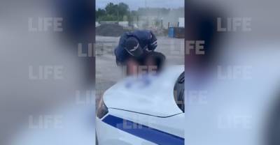 "Ты его потушил": Под Новосибирском сотрудник ДТП случайно выстрелил в голову 19-летнему парню при задержании
