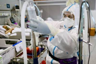 В России выявлено более 9 тысяч новых случаев коронавируса