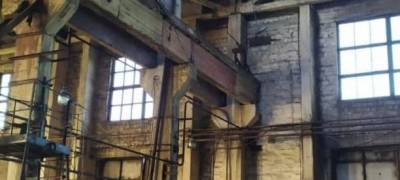 В ОРЛО на Алчевском металлургическом комбинате рушится крыша (фото)