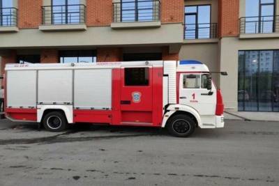 Из-за ночного пожара в отеле Казани эвакуировались более 130 человек