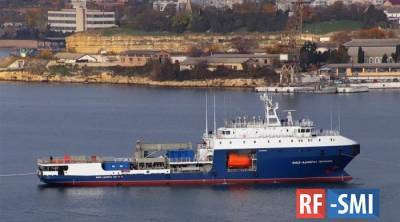 В состав Черноморского флота приняли танкер «Вице-адмирал Паромов»