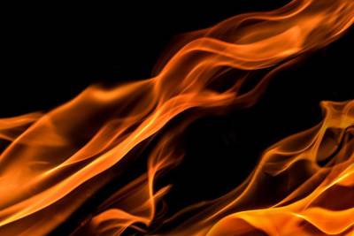 При пожаре в Енакиево пострадал мужчина
