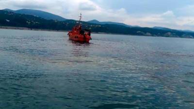 В Черном море под Туапсе опять нашли нефтяные пятна