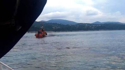На Черном море у Туапсе обнаружили нефтяную пленку