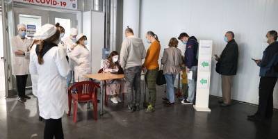 Где и как сделать вакцину от коронавируса в Киеве - центр вакцинации в МВЦ в Киеве - ТЕЛЕГРАФ