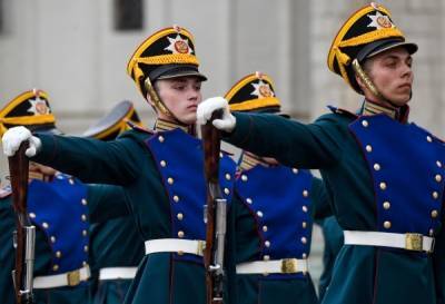 В Кремле состоялся первый развод караулов Президентского полка