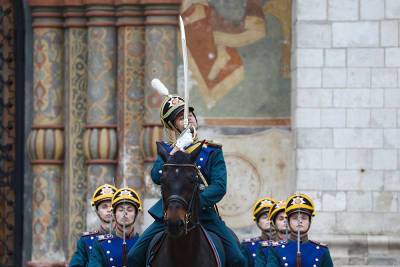В Кремле возобновились церемонии развода караулов Президентского полка