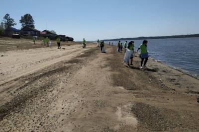 В Хабаровском крае волонтеры отчистили от мусора более 10 км берегов рек