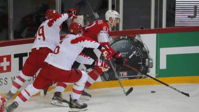 Россия обыгрывает Швейцарию после второго периода на ЧМ по хоккею