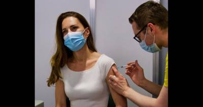 Кейт Миддлтон вакцинировалась от коронавируса (фото)