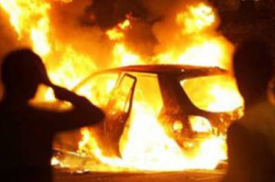 Жуткая авария и взрыв: в Харькове от удара загорелся автомобиль. ВИДЕО