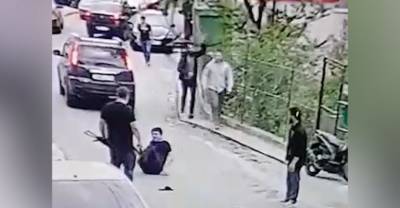 Зачинщик с автоматом в бегах: Массовая драка со стрельбой в Сочи попала на видео