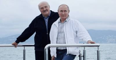 Путин и Лукашенко совершили морскую прогулку в Сочи (видео)