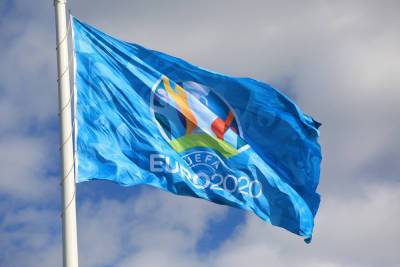 Над Крестовским островом подняли флаг чемпионата Европы по футболу