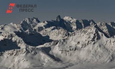 Пропавших при восхождении на Эльбрус альпинистов нашли погибшими