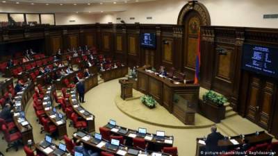 Парламент Армении 3 мая рассмотрит вопрос о назначении премьера