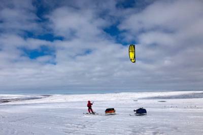 Сибирячка преодолела более 750 километров на кайте по льду Северного Ледовитого океана и тундре