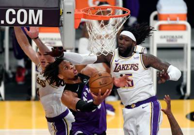 НБА: Торонто обыграли Лейкерс, Бруклин уступил Милуоки