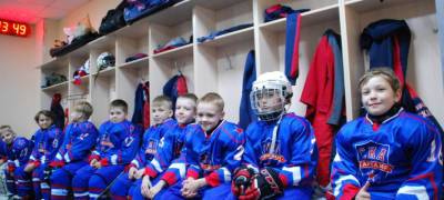 Объявлены победители хоккейного турнира памяти Валерия Харламова в Петрозаводске