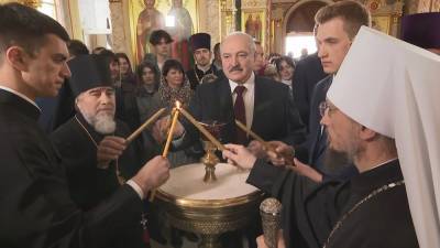 А. Лукашенко посетил храм в Турове