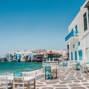 В Греции с понедельника открываются рестораны, кафе, бары