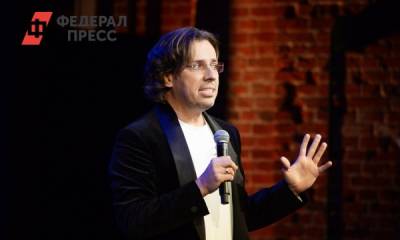 «Смотри вперед!» Галкин с сыном покатались на велосипедах