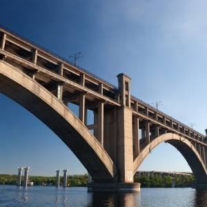 Запорожец пытался покончить собой, спрыгнув с моста Преображенского