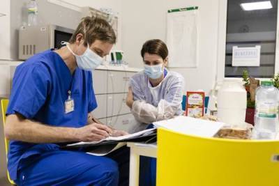 Число случаев заражения коронавирусом в Германии приближается к 3,5 млн