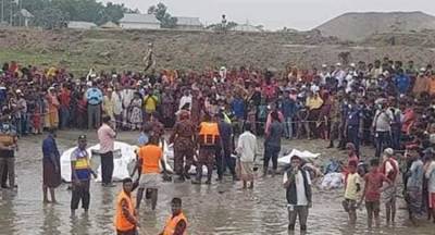 В Бангладеш 27 человек погибли при столкновении лодки и баржи