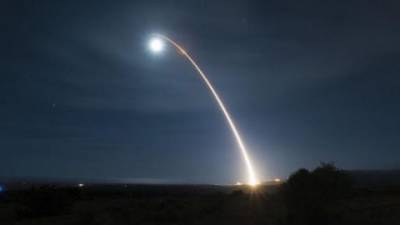В США збираються випробувати балістичну ракету