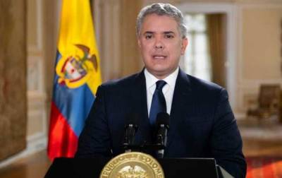 Президент Колумбії скасував підвищення податків після протестів