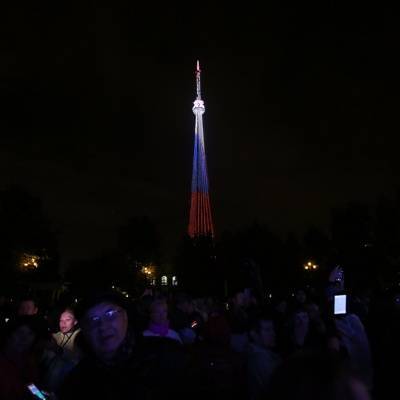 Российские телебашни зажгут сегодня праздничную подсветку в знак поддержки акции "Бессмертный полк"