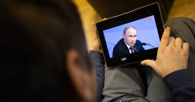 Путин поручил до 30 октября доложить об организации бесплатной подводки газа к домам людей
