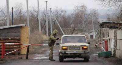 Особенности пересечения КПВВ на Донбассе для местных жителей разъяснили в Госпогранслужбе
