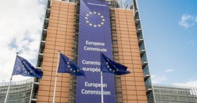 В ЕС хотят разрешить въезд вакцинированным туристам — решение Еврокомиссии