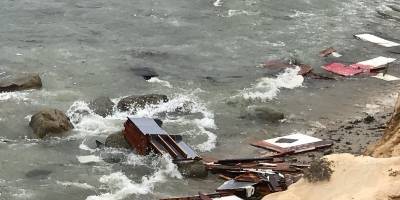 В Калифорнии у берегов Сан-Диего разбилась лодка с мигрантами, четверо погибли,десятки пострадали, фото - ТЕЛЕГРАФ