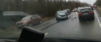 Массовая авария на трассе «Кола» привела к 14-километровой пробке