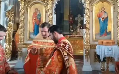 Православные отмечают Светлую седмицу: "День всеобщей радости и общения с Воскресшим Христом"